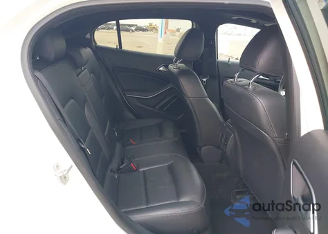 2017 Mercedes-Benz Gla 250 z USA, uszkodzony, nr VIN WDCTG4EB6HJ302287